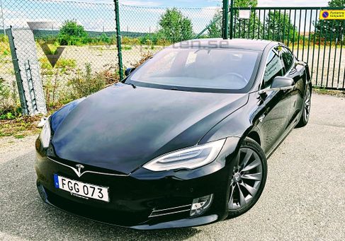 Tesla Model S, 2020