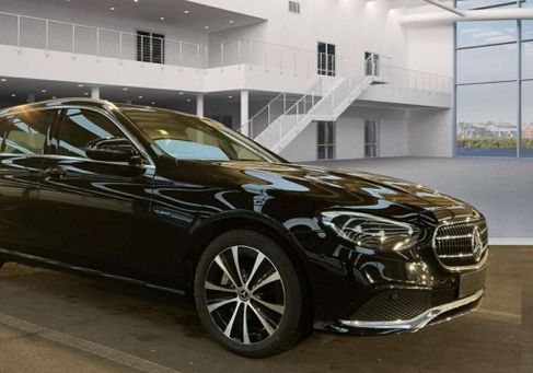 Mercedes-Benz E 300, 2021