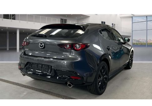 Mazda 3, 2023