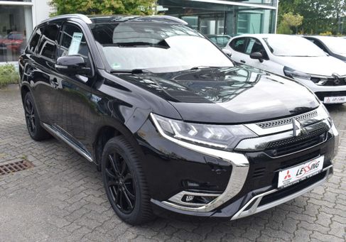 Mitsubishi Outlander, 2020