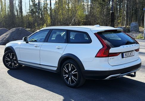 Volvo V90 Cross Country, 2018