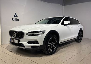 Volvo V90 Cross Country, 2021