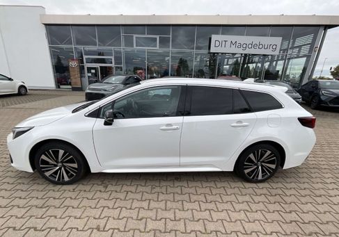 Toyota Corolla, 2025 3
