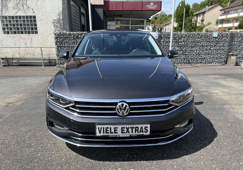 Volkswagen Passat, 2019