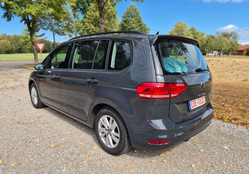 Volkswagen Touran, 2025 3