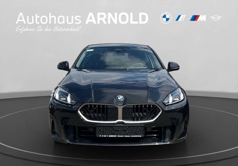 BMW 120, 2025