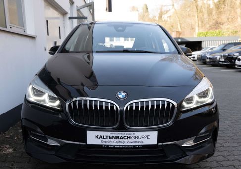 BMW 218, 2022
