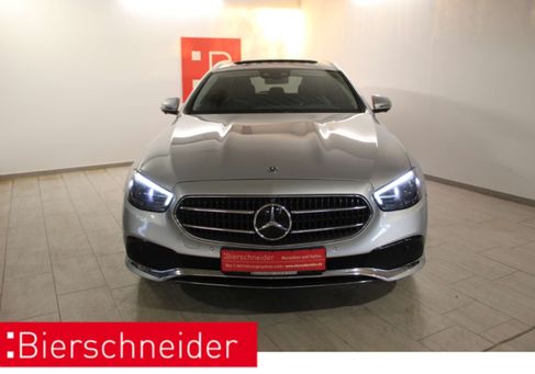Mercedes-Benz E 300, 2021 3