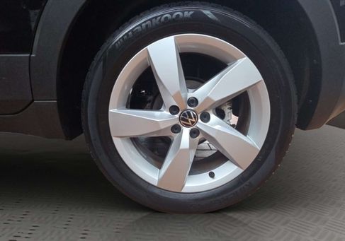 Volkswagen T-Cross, 2021