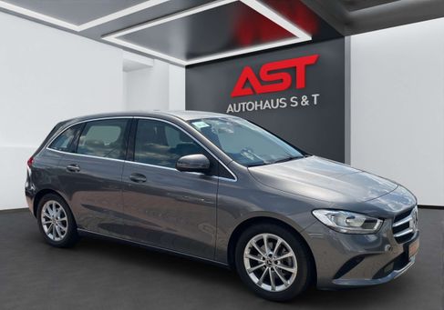 Mercedes-Benz B 180, 2019