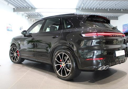 Porsche Cayenne, 2024