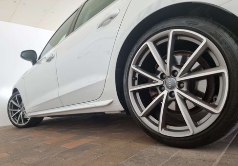 Audi A4, 2022