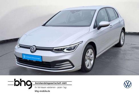 Volkswagen Golf, 2022