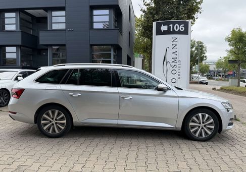 Skoda Superb, 2023 2