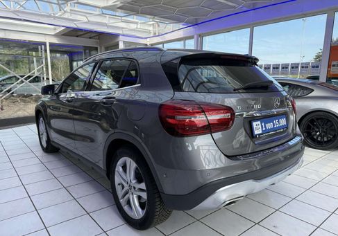 Mercedes-Benz GLA 180, 2019