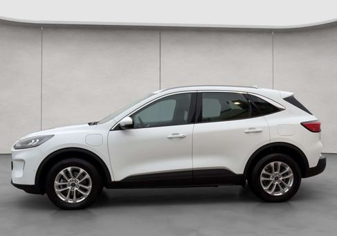 Ford Kuga, 2022