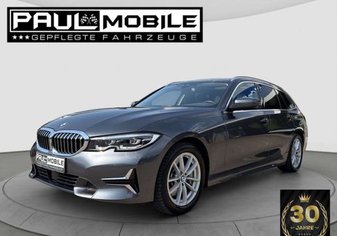 BMW 330, 2022
