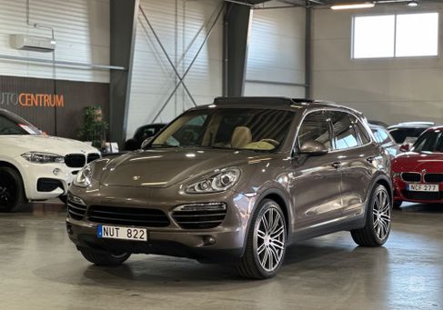 Porsche Cayenne, 2013