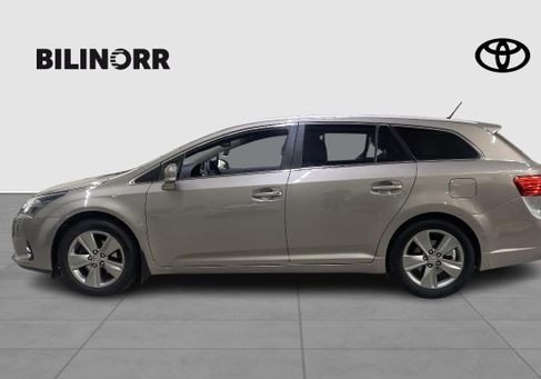 Toyota Avensis, 2015