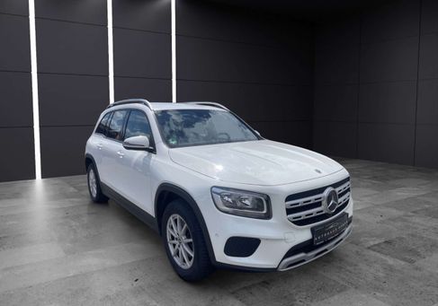 Mercedes-Benz GLB 200, 2022
