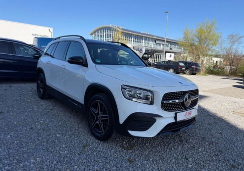 Mercedes-Benz GLB 200, 2023