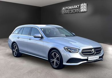 Mercedes-Benz E 220, 2022