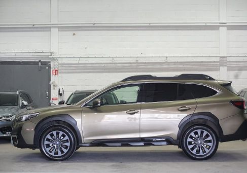 Subaru OUTBACK, 2023 2