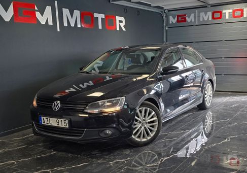 Volkswagen Jetta, 2011