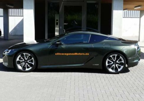 Lexus, 2020