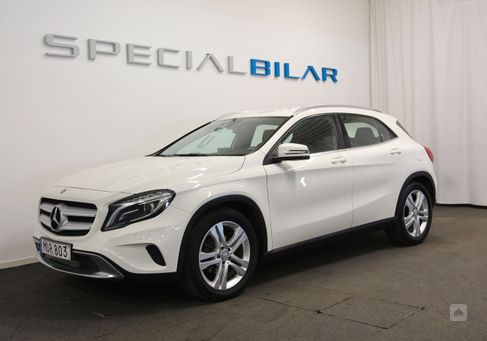 Mercedes-Benz GLA 220, 2016