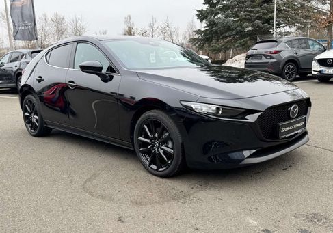 Mazda 3, 2022
