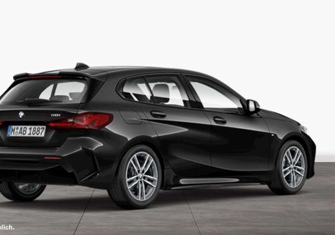 BMW 118, 2021