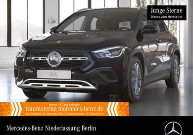 Mercedes-Benz GLA 180, 2022