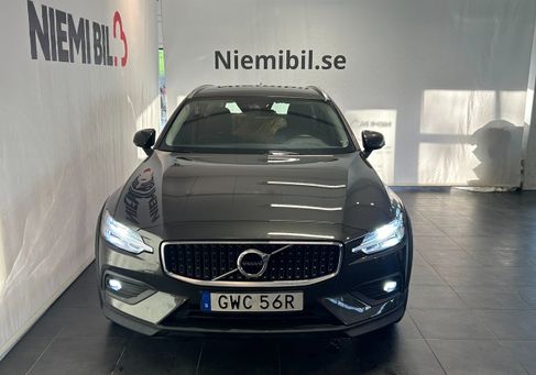 Volvo V60 Cross Country, 2019