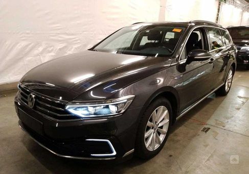 Volkswagen Passat, 2020