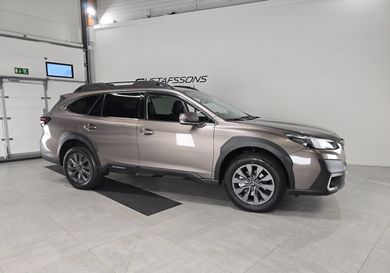 Subaru OUTBACK, 2025