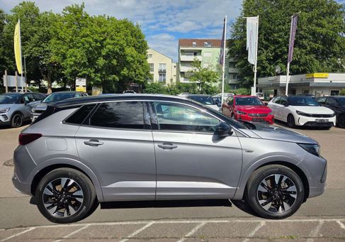 Opel Grandland X, 2022 3