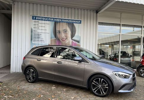 Mercedes-Benz B 200, 2024