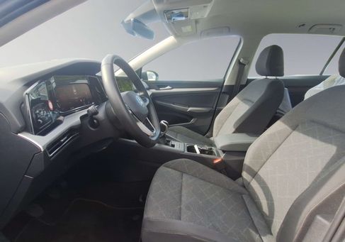 Volkswagen Golf, 2024 3