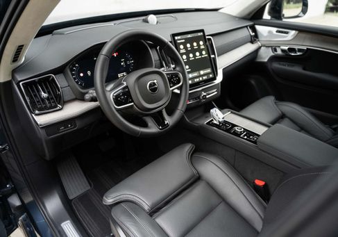 Volvo XC90, 2025 3