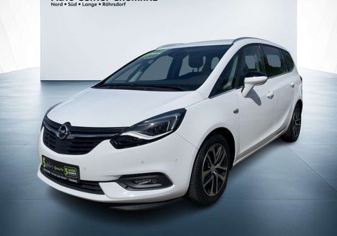 Opel Zafira, 2018