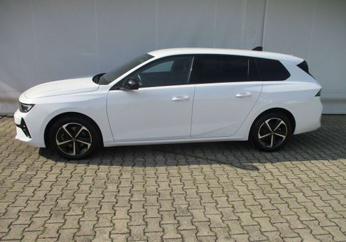 Opel Astra, 2024