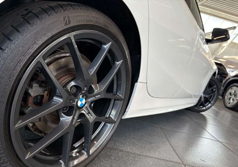 BMW 120, 2023