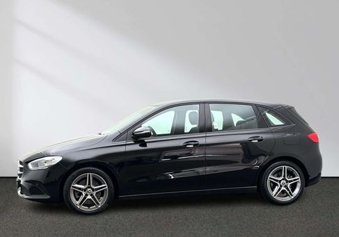 Mercedes-Benz B 250, 2022