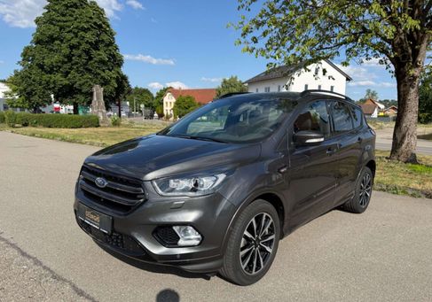 Ford Kuga, 2019