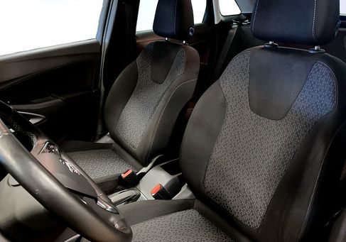 Opel Crossland X, 2019 3