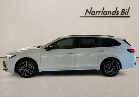 Volkswagen Passat Variant, 2025 2