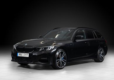 BMW 330, 2021