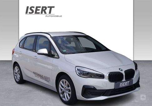 BMW 225, 2021