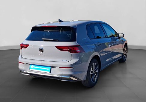 Volkswagen Golf, 2025 3